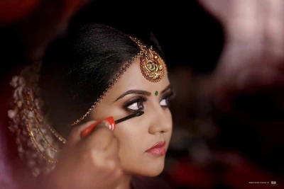 Vijils Bridal Makeover Studio 2