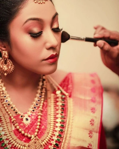 Vijils Bridal Makeover Studio 4