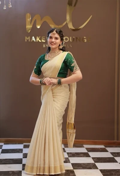 Makeup Lounge by Eva Bella