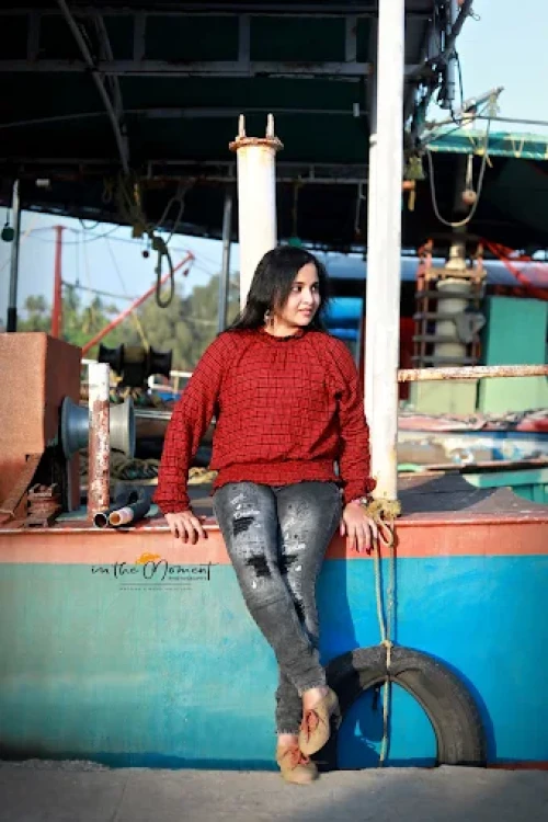 In The Moment Photography