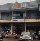 Zoom Studio 1