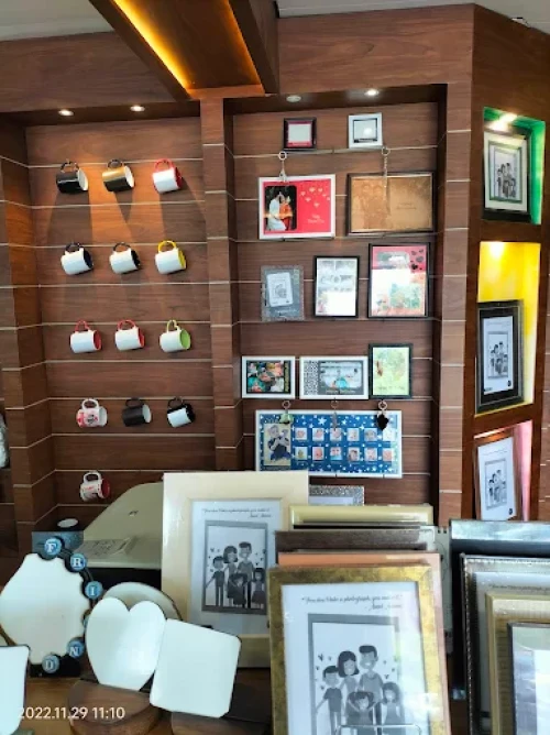 Ajantha Studio & Color Lab