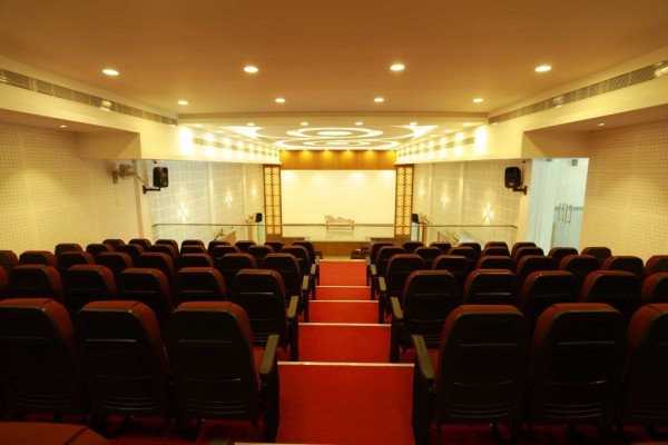 ALBA ARCADE AUDITORIUM 3